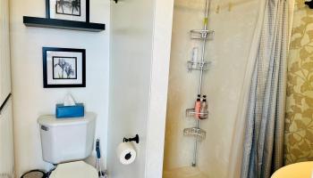 2415 Ala Wai Blvd Honolulu - Rental - photo 6 of 14