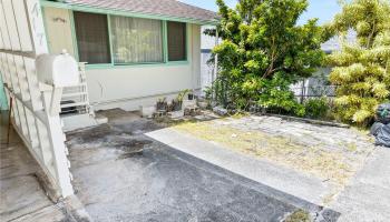 2417  Naai Street Kalihi-upper, Honolulu home - photo 4 of 20