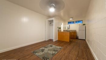 242 Kaiulani Ave Honolulu - Rental - photo 2 of 19