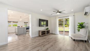 2420  Gardenia Street Palolo, Diamond Head home - photo 6 of 25