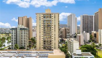 Ala Wai Townhouse condo # 1506, Honolulu, Hawaii - photo 4 of 17
