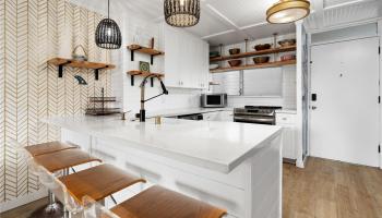 Ala Wai Townhouse condo # 902, Honolulu, Hawaii - photo 2 of 16