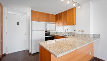 2421 Ala Wai Blvd Honolulu - Rental - photo 2 of 20