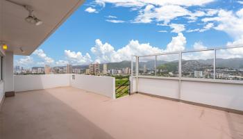 Ala Wai Townhouse condo # PH1, Honolulu, Hawaii - photo 6 of 25