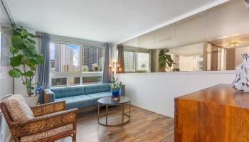 Waikiki Townhouse condo # 401, Honolulu, Hawaii - photo 1 of 17