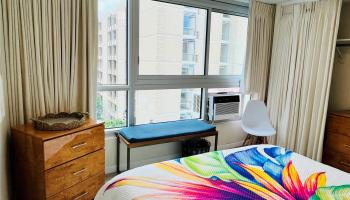 2421 Tusitala St Honolulu - Rental - photo 3 of 13