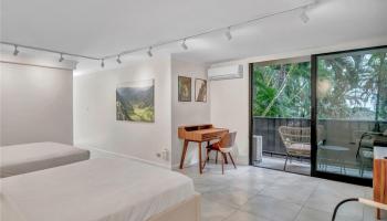 Bamboo condo # 201, Honolulu, Hawaii - photo 1 of 1