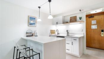 Bamboo condo # 309, Honolulu, Hawaii - photo 4 of 18