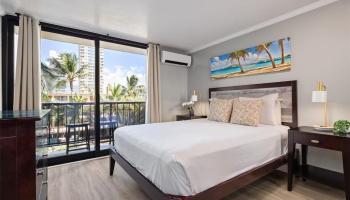 Bamboo condo # 404, Honolulu, Hawaii - photo 2 of 25