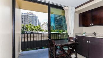 Bamboo condo # 510, Honolulu, Hawaii - photo 5 of 10