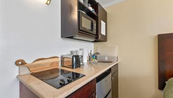 Bamboo condo # 608, Honolulu, Hawaii - photo 6 of 25