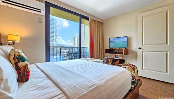 Bamboo condo # 807, Honolulu, Hawaii - photo 1 of 20