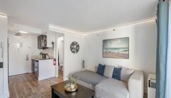 Pacific Monarch condo # 804, Honolulu, Hawaii - photo 2 of 18