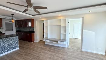 Terrace Towers condo # 106, Honolulu, Hawaii - photo 3 of 18