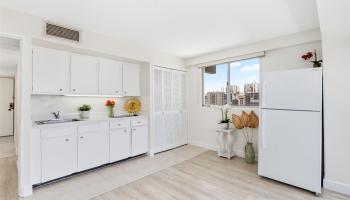 Waikiki Park Hgts condo # 1101, Honolulu, Hawaii - photo 5 of 22