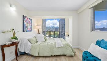 Waikiki Park Hgts condo # 1101, Honolulu, Hawaii - photo 1 of 25