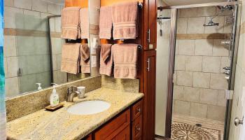 2440 Kuhio Ave Honolulu - Rental - photo 5 of 25