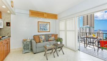 Waikiki Park Hgts condo # 1708, Honolulu, Hawaii - photo 5 of 22