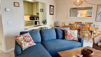 2440 Kuhio Ave Honolulu - Rental - photo 5 of 25