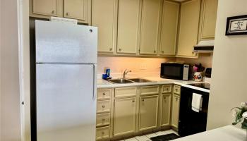 2440 Kuhio Ave Honolulu - Rental - photo 6 of 25