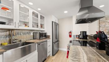 Kuhio Plaza condo # 1102, Honolulu, Hawaii - photo 3 of 18