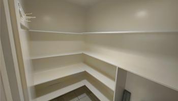 2442 Kuhio Ave Honolulu - Rental - photo 3 of 12