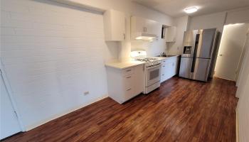 Terrace Apts condo # 23, Honolulu, Hawaii - photo 2 of 16