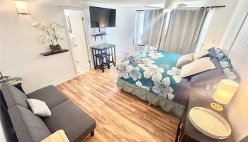 Kuhio Village 2 condo # 1008A, Honolulu, Hawaii - photo 3 of 9