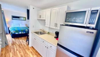 Kuhio Village 2 condo # 1008A, Honolulu, Hawaii - photo 5 of 9