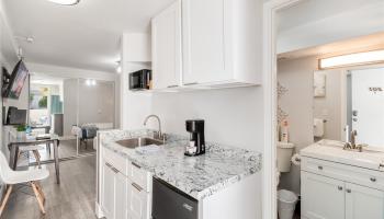 Kuhio Village 2 condo # 201A, Honolulu, Hawaii - photo 4 of 15