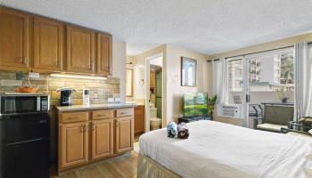 Kuhio Village 2 condo # 410A, Honolulu, Hawaii - photo 3 of 14