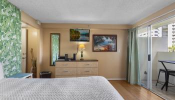 Kuhio Village 2 condo # 505A, Honolulu, Hawaii - photo 3 of 25