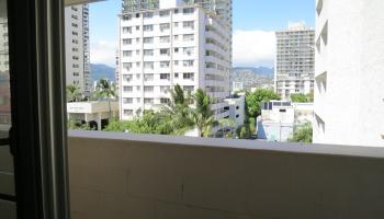 Kuhio Village 2 condo # 606A, Honolulu, Hawaii - photo 5 of 11
