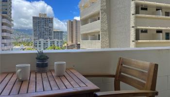 Kuhio Village 2 condo # 905A, Honolulu, Hawaii - photo 4 of 11