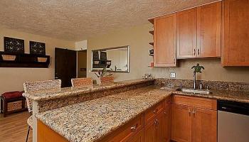 Waikiki Lanais condo # 1806, Honolulu, Hawaii - photo 3 of 15 Waikiki Lanais condo # 1806, Honolulu, Hawaii - photo 3 of 15
