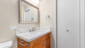 Waikiki Lanais condo # 1404, Honolulu, Hawaii - photo 5 of 15