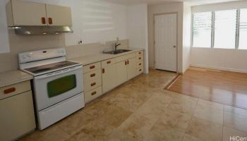 2456 Coyne St Honolulu - Rental - photo 6 of 13
