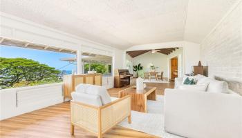 2456  Sonoma Street Manoa Area, Honolulu home - photo 2 of 25