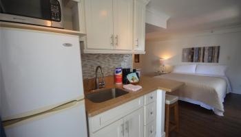 Kuhio Village 1 condo # 1009, Honolulu, Hawaii - photo 5 of 20