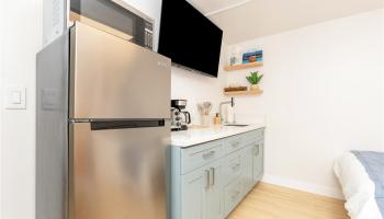 Kuhio Village 1 condo # 203, Honolulu, Hawaii - photo 6 of 21