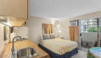 Kuhio Village 1 condo # 306, Honolulu, Hawaii - photo 3 of 23