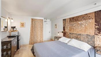 Kuhio Village 1 condo # 607, Honolulu, Hawaii - photo 2 of 14