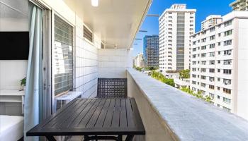 Kuhio Village 1 condo # 810, Honolulu, Hawaii - photo 4 of 16