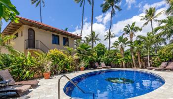 Fairway Manor condo # 1203, Honolulu, Hawaii - photo 1 of 25