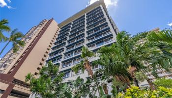 Fairway Manor condo # 402, Honolulu, Hawaii - photo 3 of 25