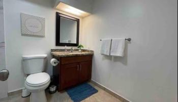 2465 Kuhio At Waikiki condo # 304, Honolulu, Hawaii - photo 5 of 25