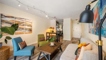 2465 Kuhio At Waikiki condo # 410, Honolulu, Hawaii - photo 5 of 21