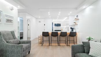 2465 Kuhio At Waikiki condo # 506, Honolulu, Hawaii - photo 2 of 24