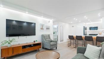 2465 Kuhio At Waikiki condo # 506, Honolulu, Hawaii - photo 3 of 24