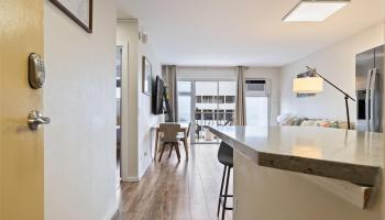 2465 Kuhio At Waikiki condo # 710, Honolulu, Hawaii - photo 5 of 25